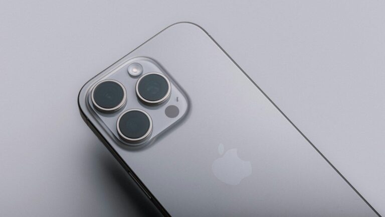 Насколько тонкий корпус iPhone Air 17?